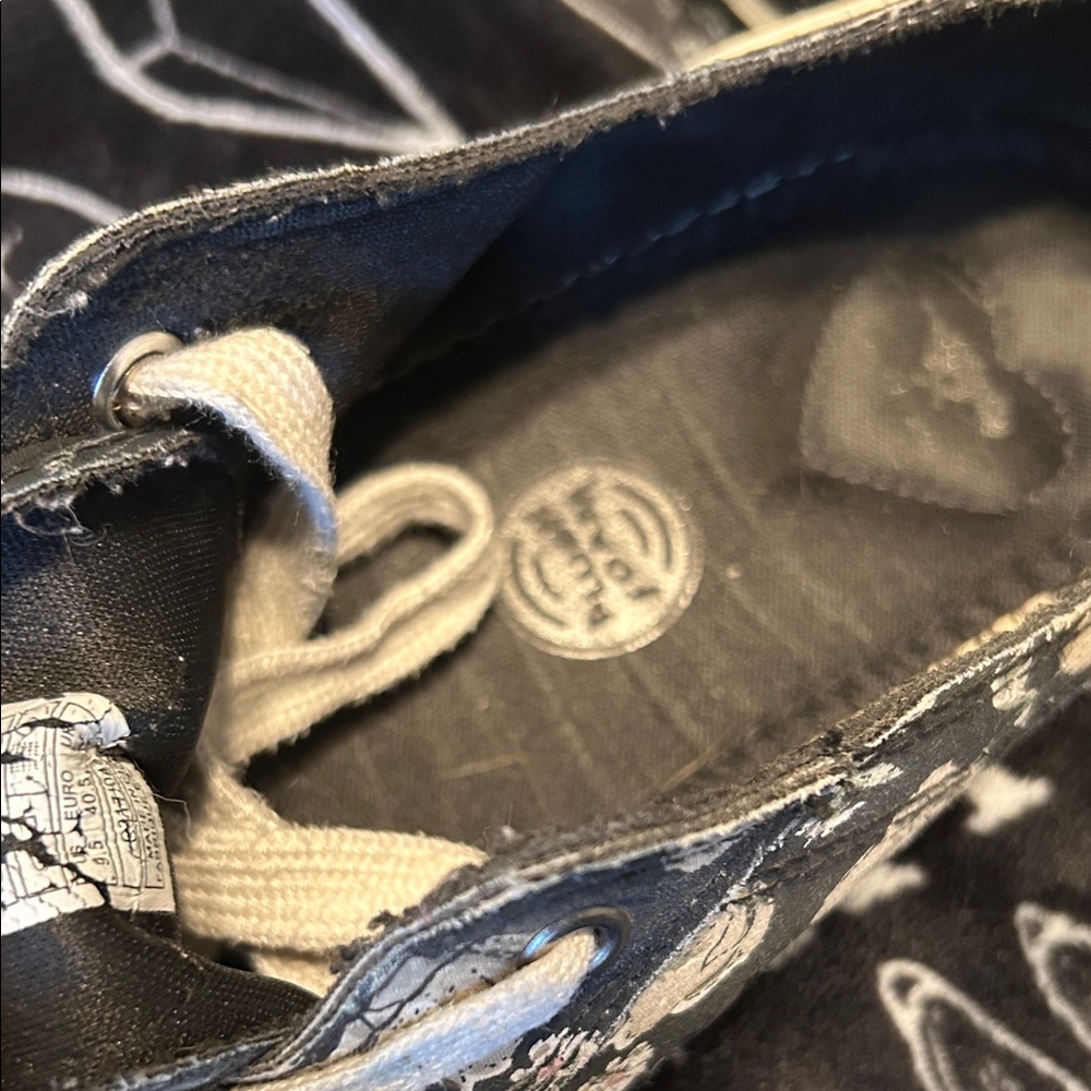 Rocket Dog Black Floral Sneakers - Picture 2 of 5